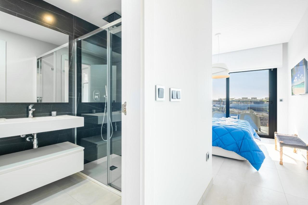Sunset Waves Deluxe Apartments Poniente Beach Resort Benidorm Exterior foto