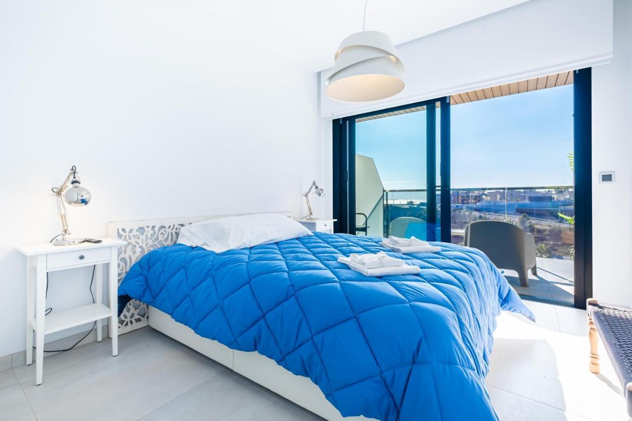 Sunset Waves Deluxe Apartments Poniente Beach Resort Benidorm Exterior foto
